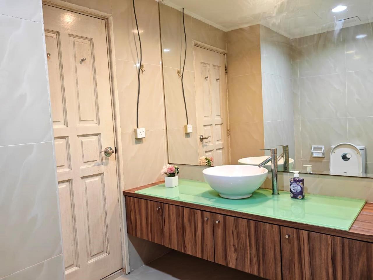 Pangsapuri Parkview Serviced Twin Tower